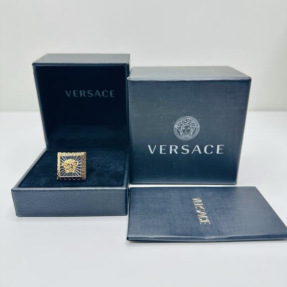 NIB Versace Medusa Head Square Ring 21 US 9.5 Gold Silver Tone Bicolor - Picture 3 of 14